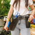 Our garden tools belt comes with a detachable pouch for your utilities