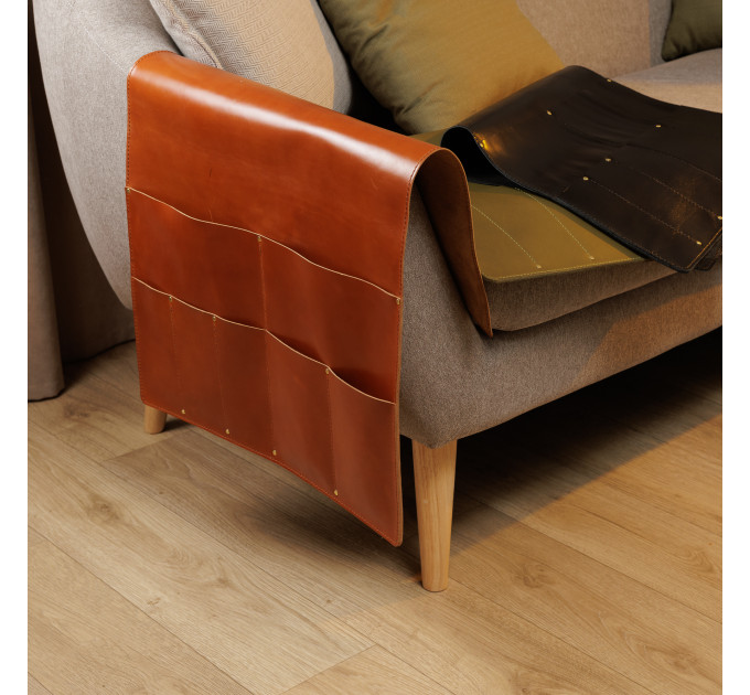 Keep your living room perfectly organized with our couch armrest caddy! This leather pocket organizer is the perfect blend of style and practicality for the living room. 