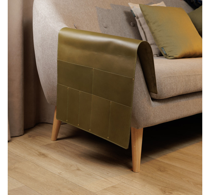 Keep your living room perfectly organized with our couch armrest caddy! This leather pocket organizer is the perfect blend of style and practicality for the living room. 